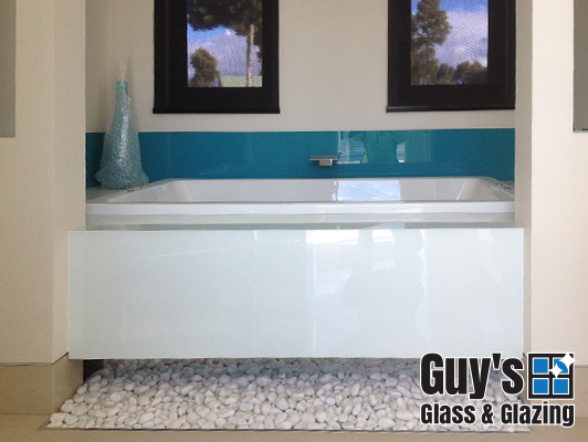 guys-glass-glazing-example-glass-splashback-morwell-2013-1