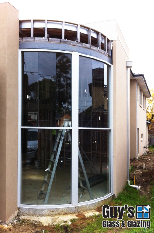 guys-glass-glazing-example-custom-windows-curved-windows-using-segments-2
